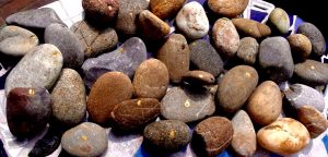 Stenen met stip